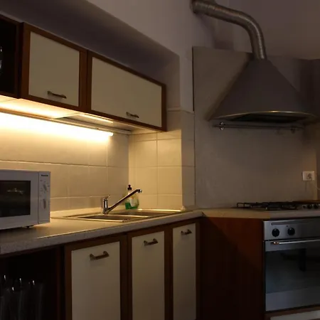 Parma Apartment *
