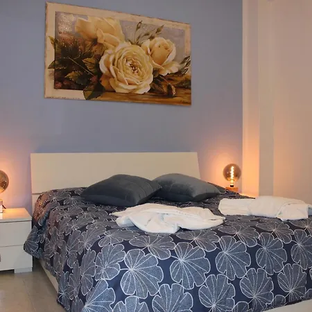 Apartment Parma *